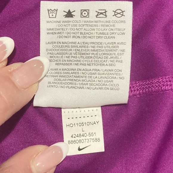 Nike Running Womens Dri-fit Long Sleeve Tech Shirt, Large - Picture 12 of 12